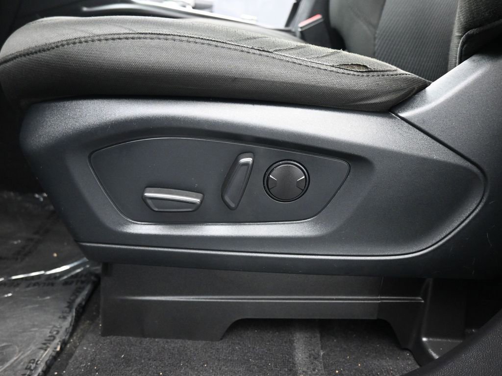 Certified 2022 Ford Explorer XLT w/ Class IV Trailer Tow Package image 39