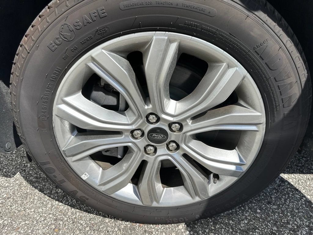 Certified 2024 Ford Edge Titanium AWD/4WD image 49