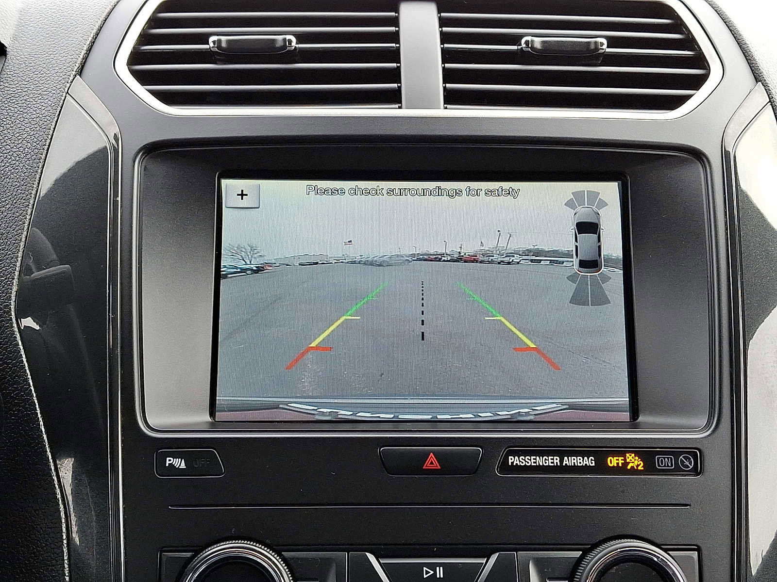 Certified 2019 Ford Explorer XLT w/ Equipment Group 202A image 21