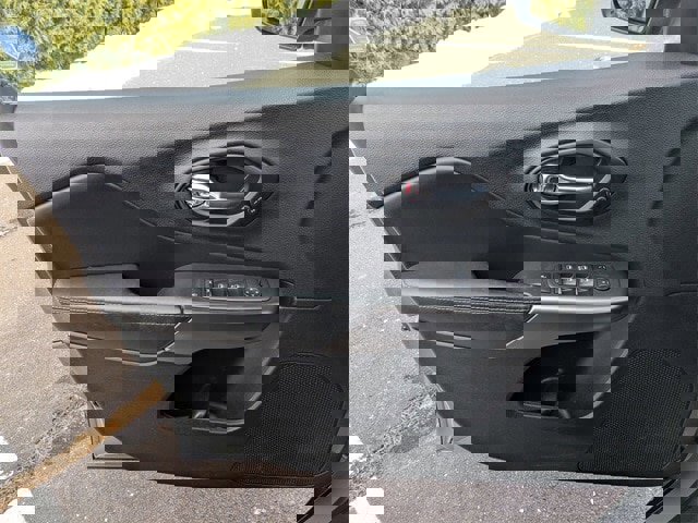 Used 2021 Jeep Cherokee Limited w/ Elite Package image 11