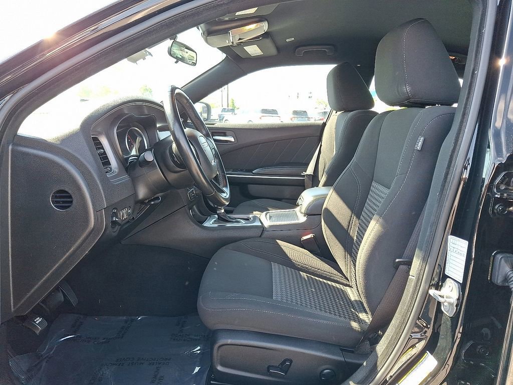 Used 2023 Dodge Charger SXT image 13