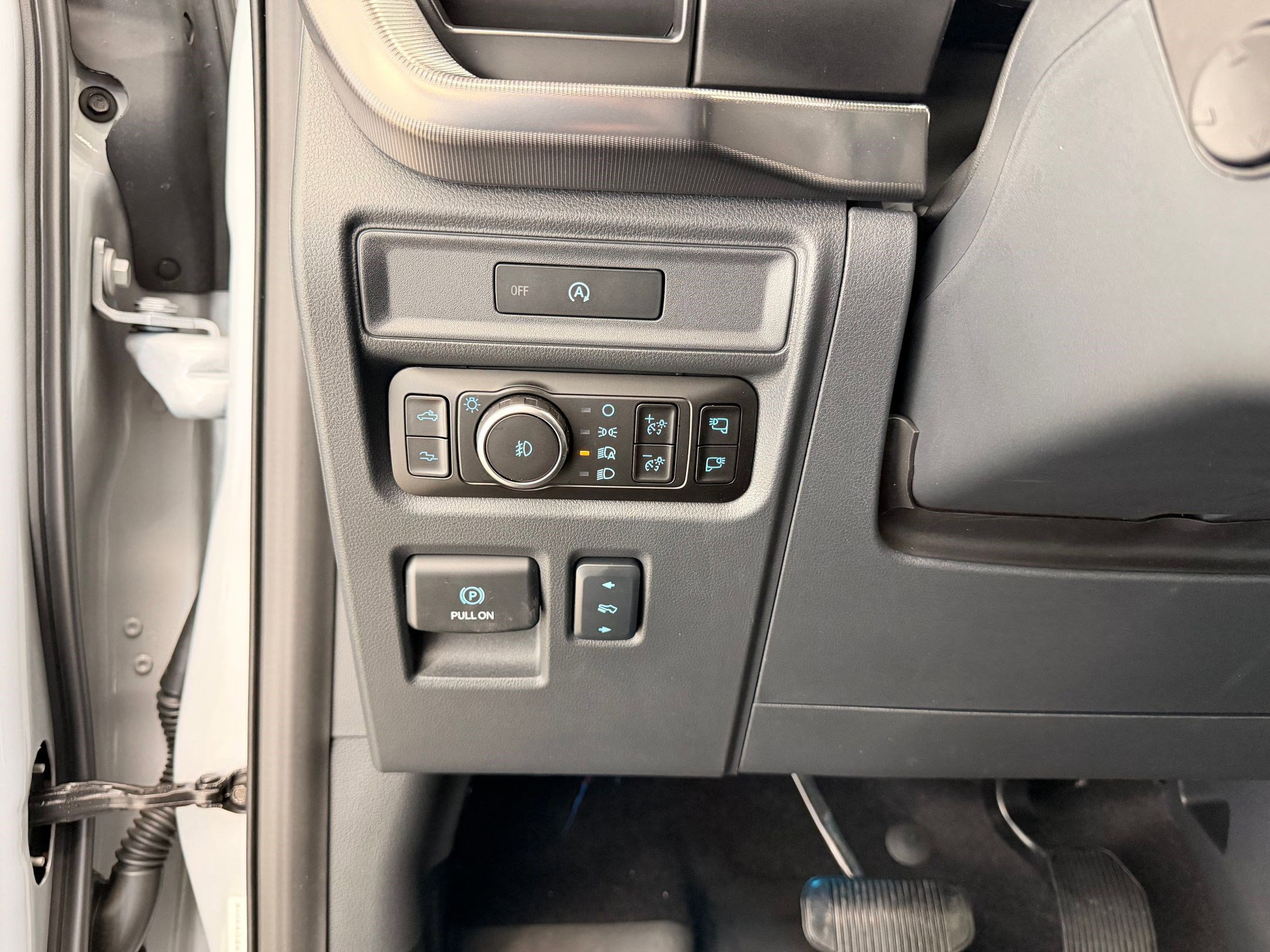 Certified 2025 Ford F150 Raptor image 25