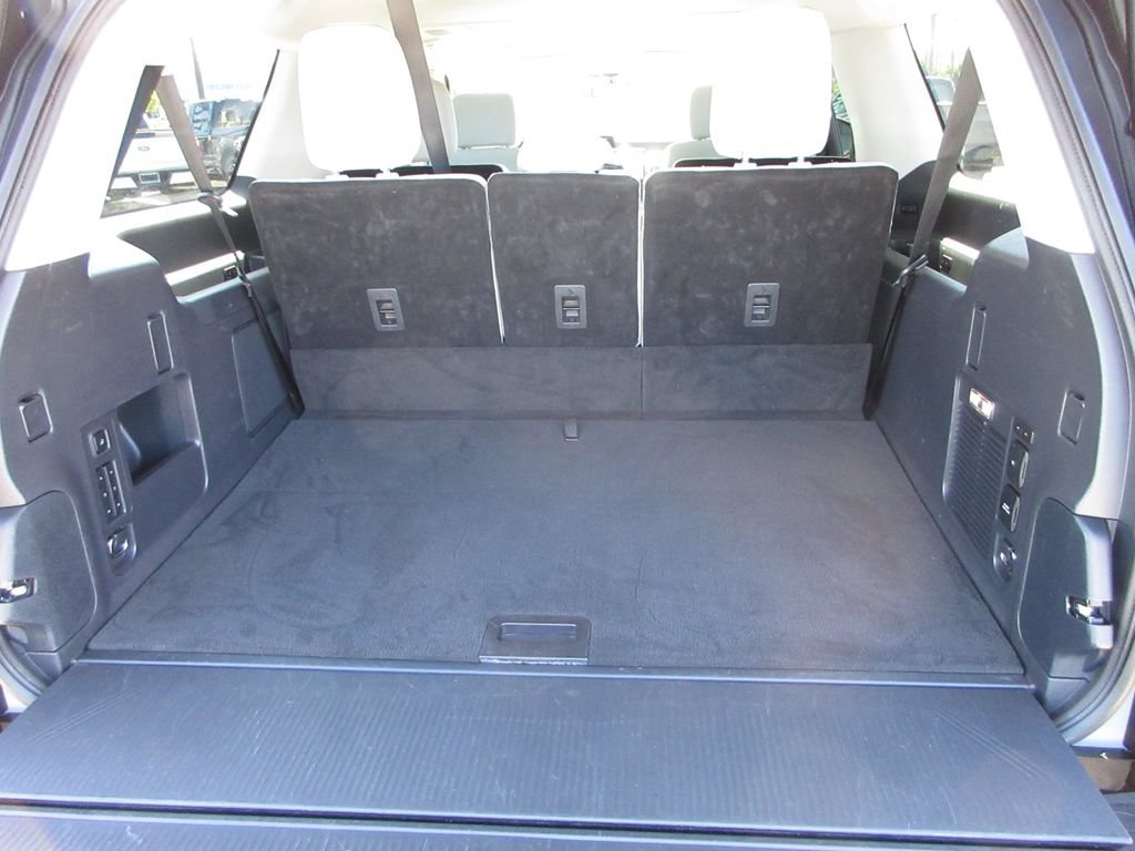 Certified 2025 Ford Expedition Max Platinum w/ Driver's Package AWD/4WD image 26