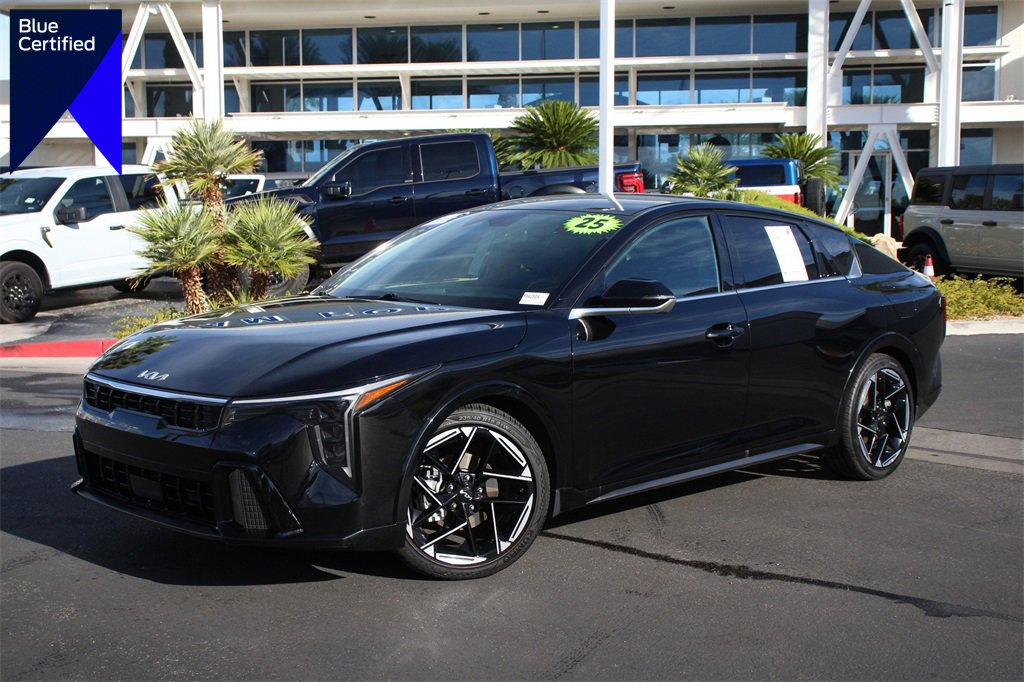 Used 2025 Kia K4 GT-Line image 1