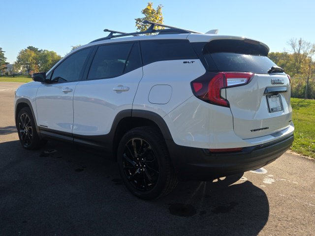 Used 2024 GMC Terrain SLT w/ Tech Package AWD/4WD image 14