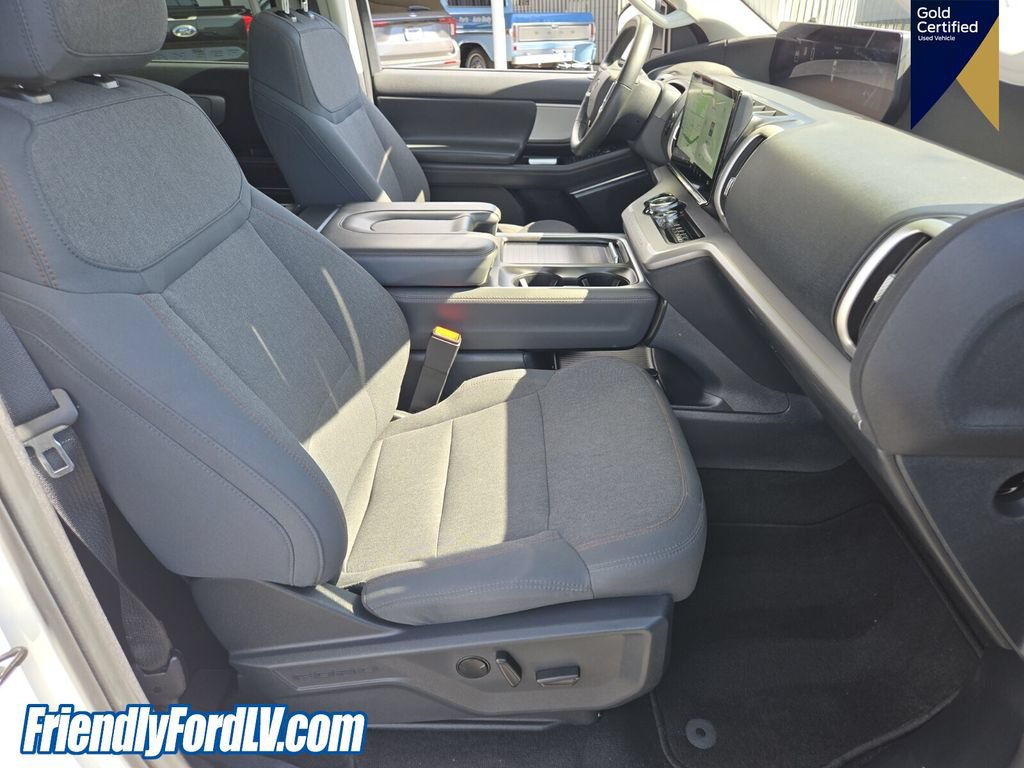Certified 2025 Ford Expedition Active RWD image 19