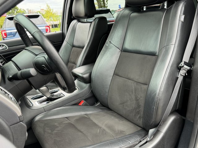 Used 2020 Jeep Grand Cherokee Altitude AWD/4WD image 8