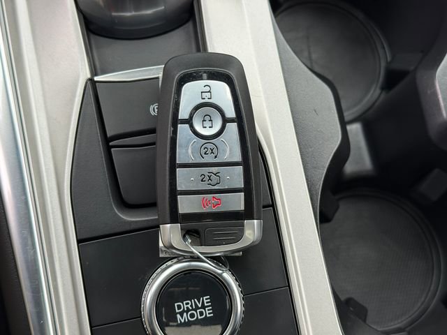 Certified 2022 Ford Explorer XLT w/ Equipment Group 202A image 22