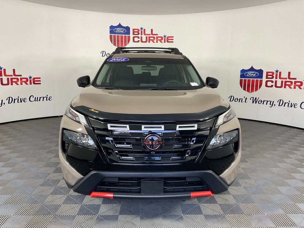 Used 2025 Nissan Rogue SV AWD/4WD image 8