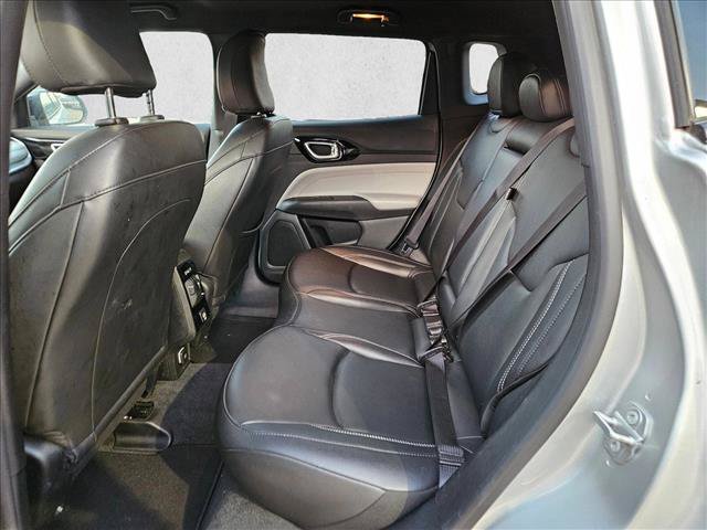 Used 2025 Jeep Compass Limited AWD/4WD image 16