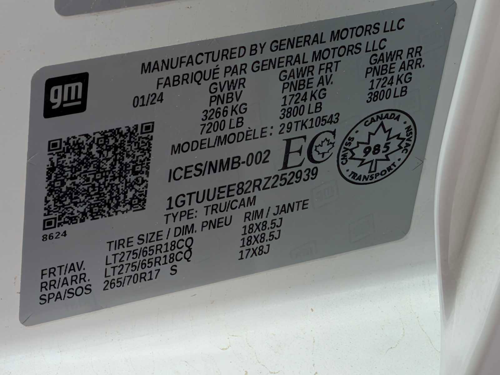 Used 2024 GMC Sierra 1500 AT4 w/ Technology Package image 37