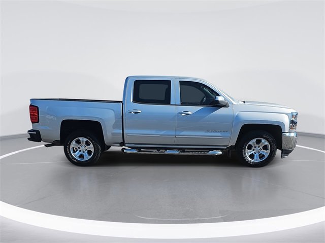 Used 2018 Chevrolet Silverado 1500 LT w/ All Star Edition image 6