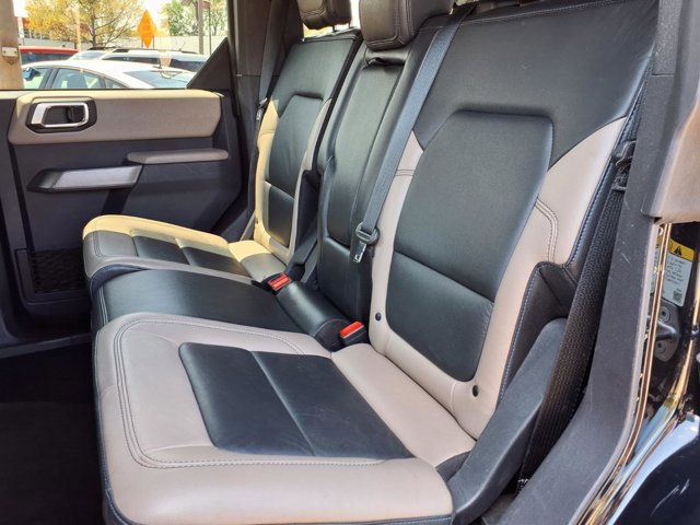 Certified 2022 Ford Bronco Wildtrak AWD/4WD image 7