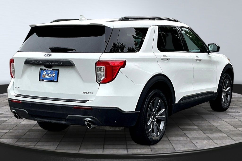 Certified 2023 Ford Explorer XLT w/ Equipment Group 202A AWD/4WD image 6