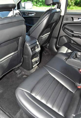 Certified 2024 Ford Edge SEL w/ Convenience Package AWD/4WD image 30
