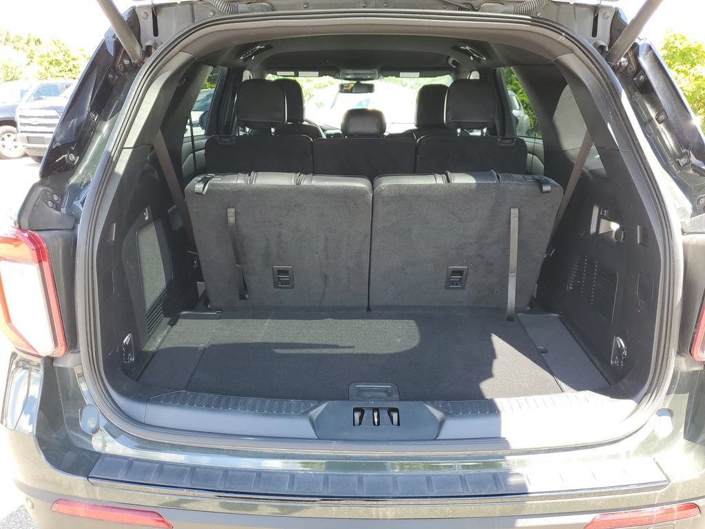 Certified 2023 Ford Explorer ST-Line AWD/4WD image 8