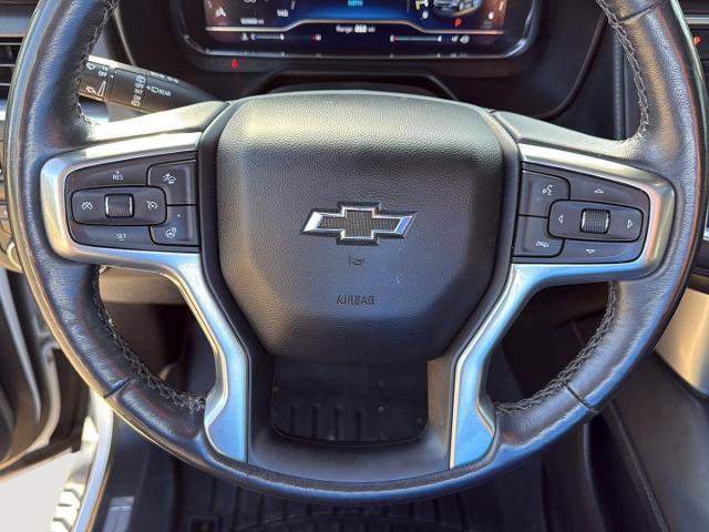 Used 2023 Chevrolet Suburban Z71 w/ Luxury Package image 15