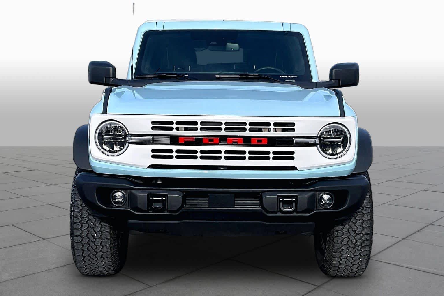 Certified 2025 Ford Bronco Heritage Edition AWD/4WD image 4