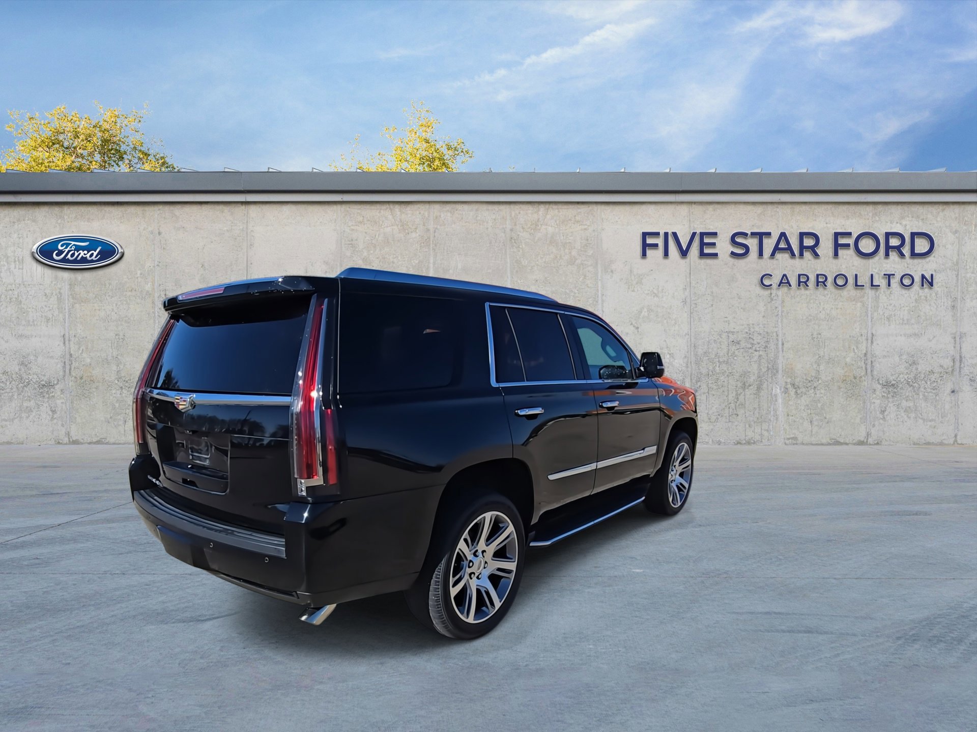 Used 2017 Cadillac Escalade Luxury image 5