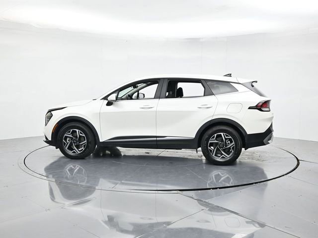 Used 2024 Kia Sportage LX FWD image 7