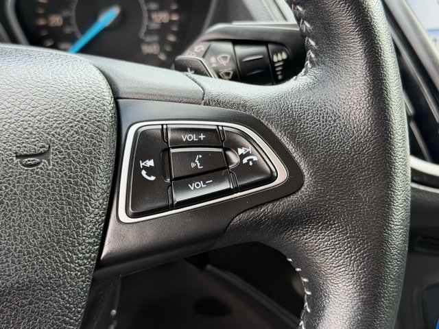 Certified 2017 Ford Escape Titanium AWD/4WD image 32