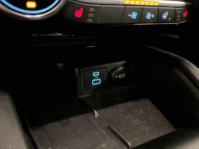 Certified 2022 Ford Escape SEL w/ SEL Stealth AWD Package image 31