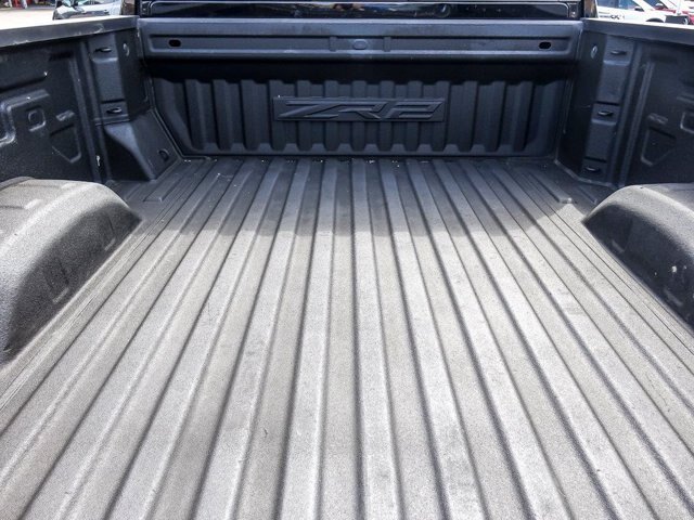 Used 2024 Chevrolet Silverado 2500 ZR2 w/ Technology Package AWD/4WD image 32