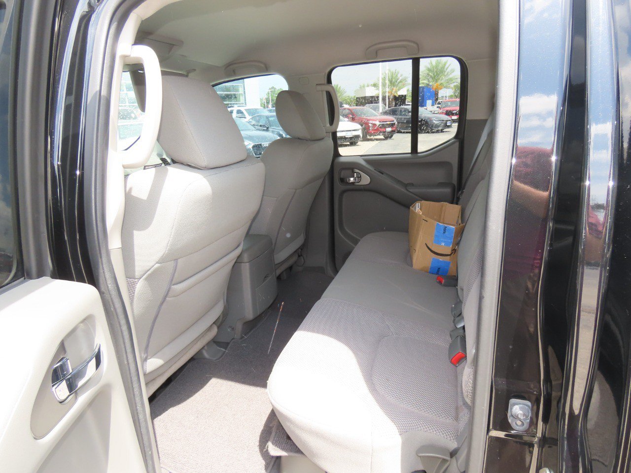 Used 2020 Nissan Frontier SV w/ Midnight Edition Floor Mats RWD image 20