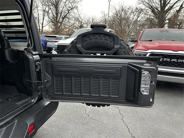 Used 2024 Jeep Wrangler Unlimited image 42