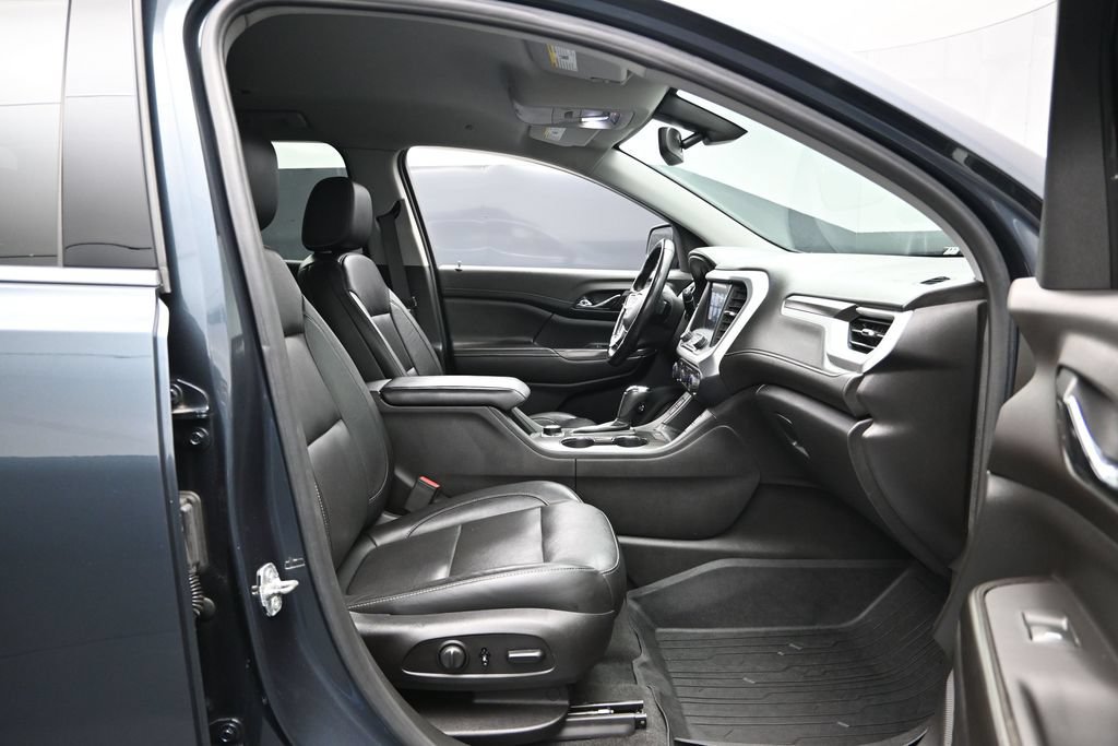 Used 2019 GMC Acadia SLT w/ LPO, Floor Liner Package AWD/4WD image 24
