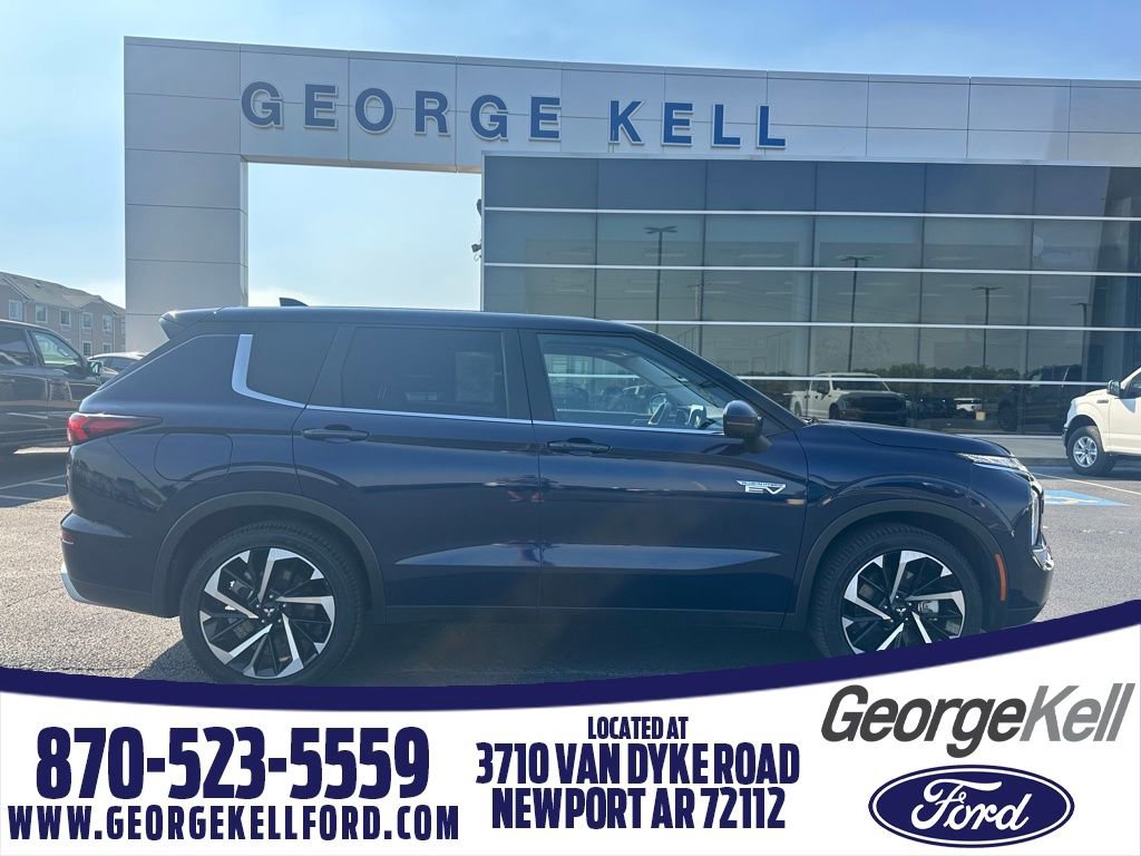 Used 2023 Mitsubishi Outlander SE
