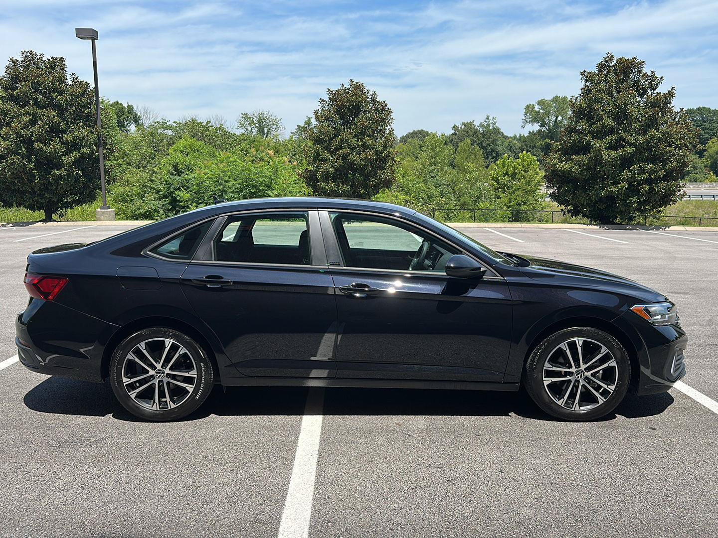 Used 2023 Volkswagen Jetta Sport FWD image 6