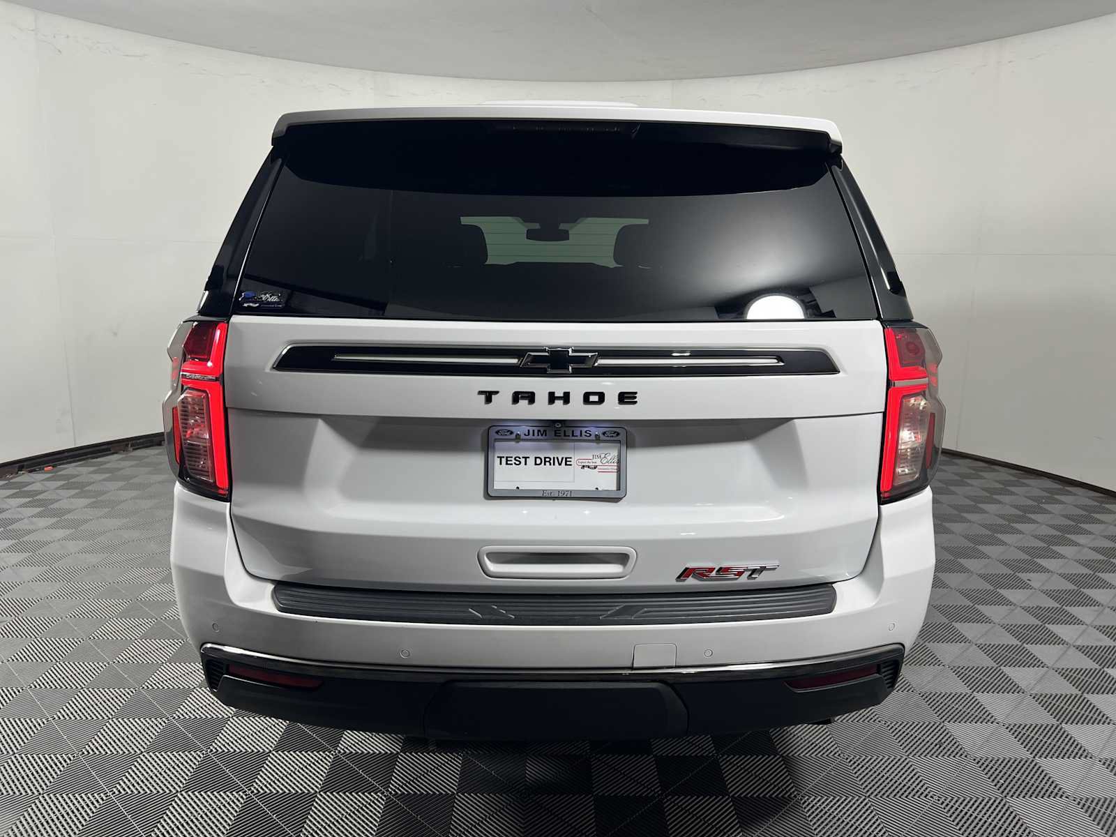 Used 2022 Chevrolet Tahoe RST RWD image 9