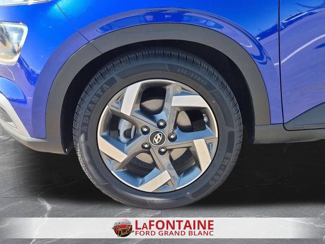 Used 2025 Hyundai Venue SEL FWD image 33
