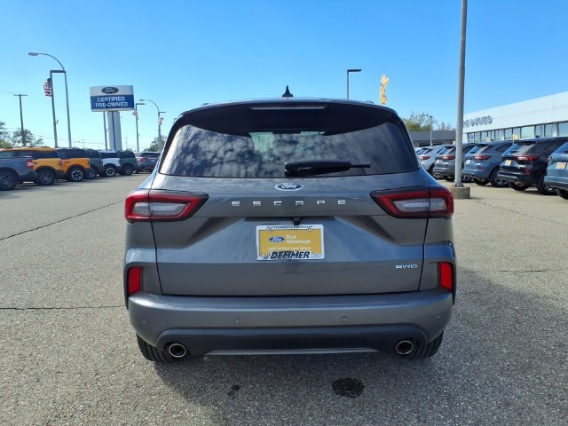 Certified 2024 Ford Escape ST-Line Select w/ Tech Pack #1 AWD/4WD image 6