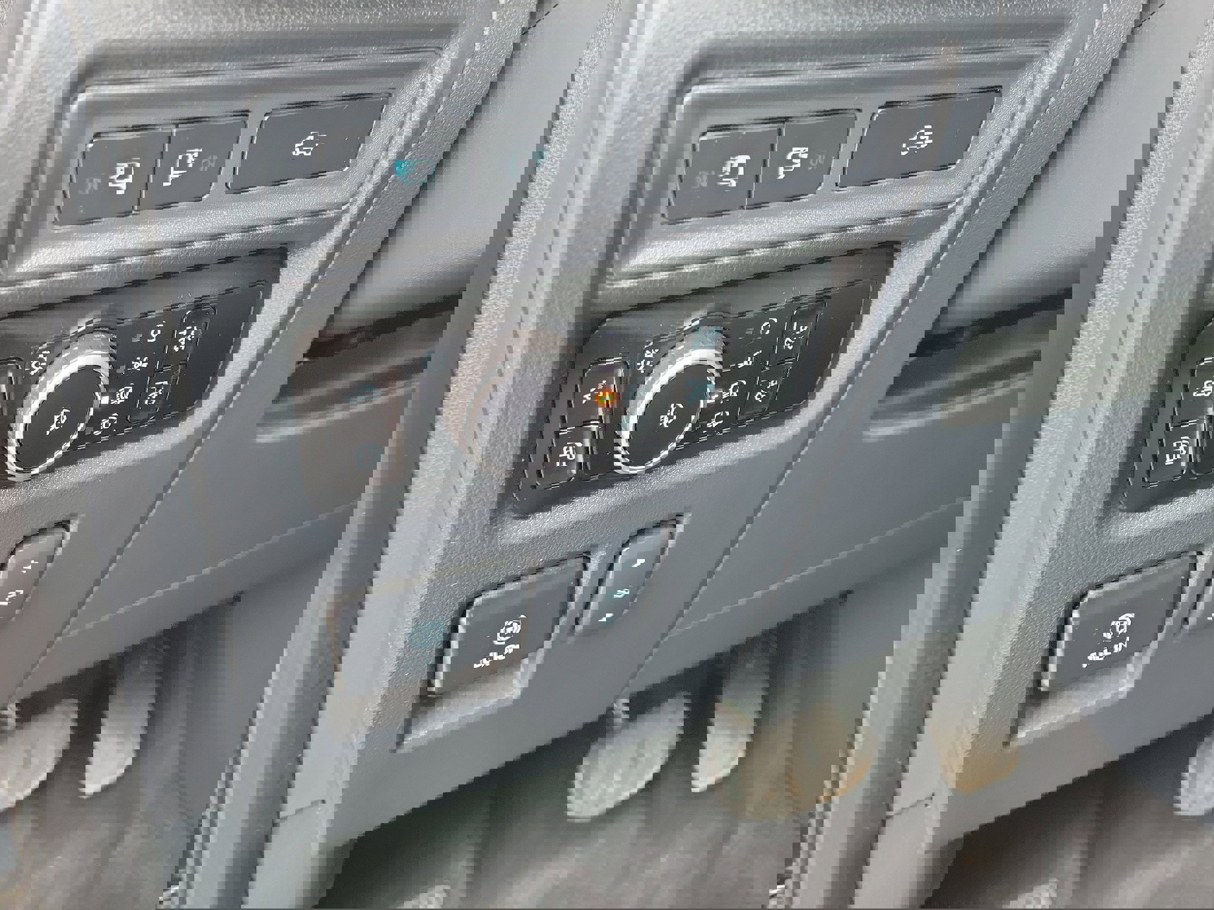 Certified 2023 Ford F150 Lariat w/ Equipment Group 502A High image 18