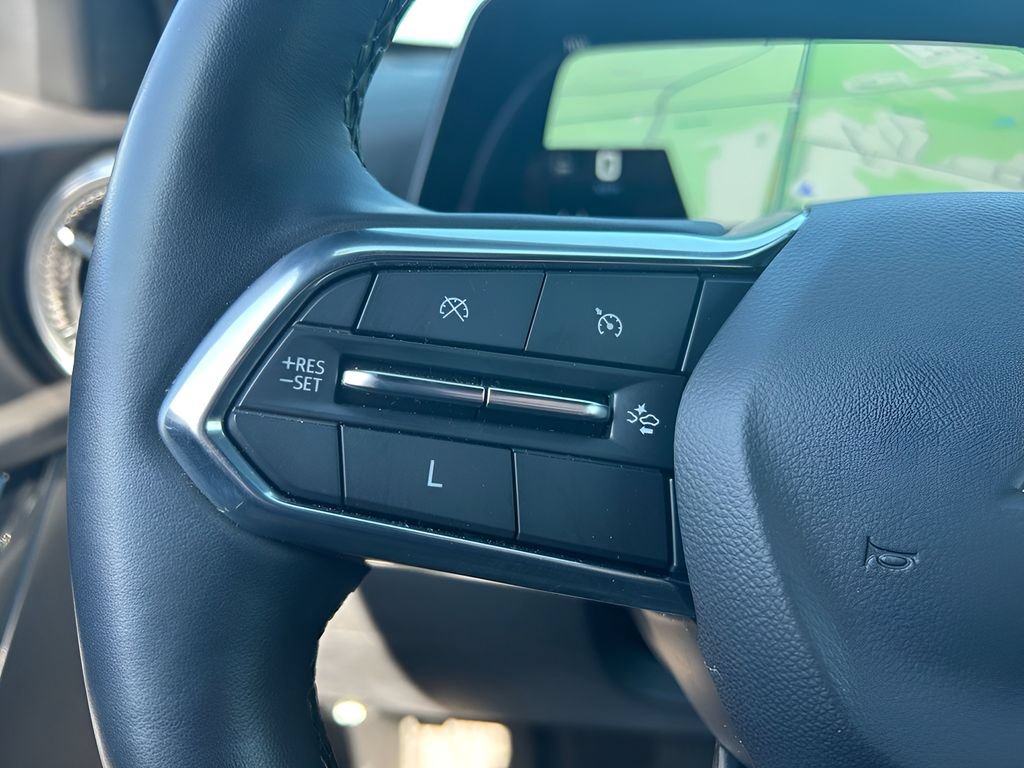 Used 2025 Chevrolet Equinox LT FWD image 17