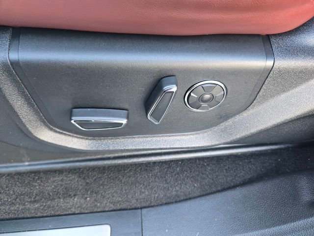 Certified 2019 Ford F350 Platinum w/ Platinum Ultimate Package AWD/4WD image 13