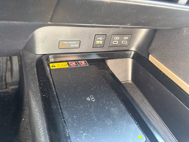 Used 2025 Toyota Camry LE FWD image 19