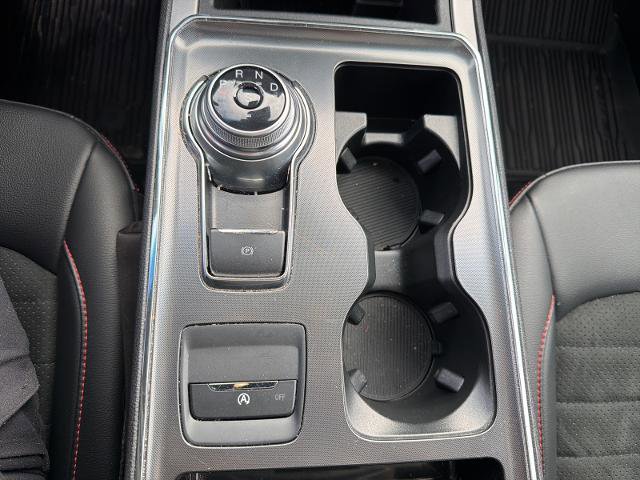 Certified 2022 Ford Edge ST-Line w/ Class II Trailer Tow Package image 22