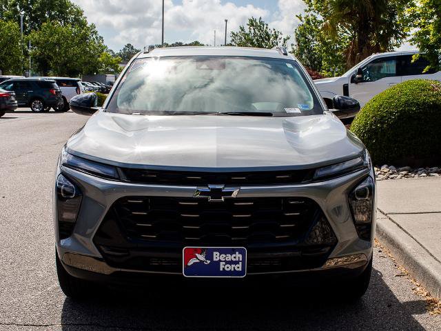 Used 2025 Chevrolet Trax ACTIV FWD image 2