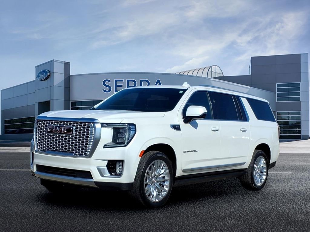 Used 2021 GMC Yukon XL Denali w/ Denali Ultimate Package AWD/4WD image 1