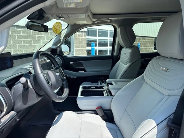 Certified 2026 Ford Expedition Platinum w/ Platinum Ultimate Package AWD/4WD image 15