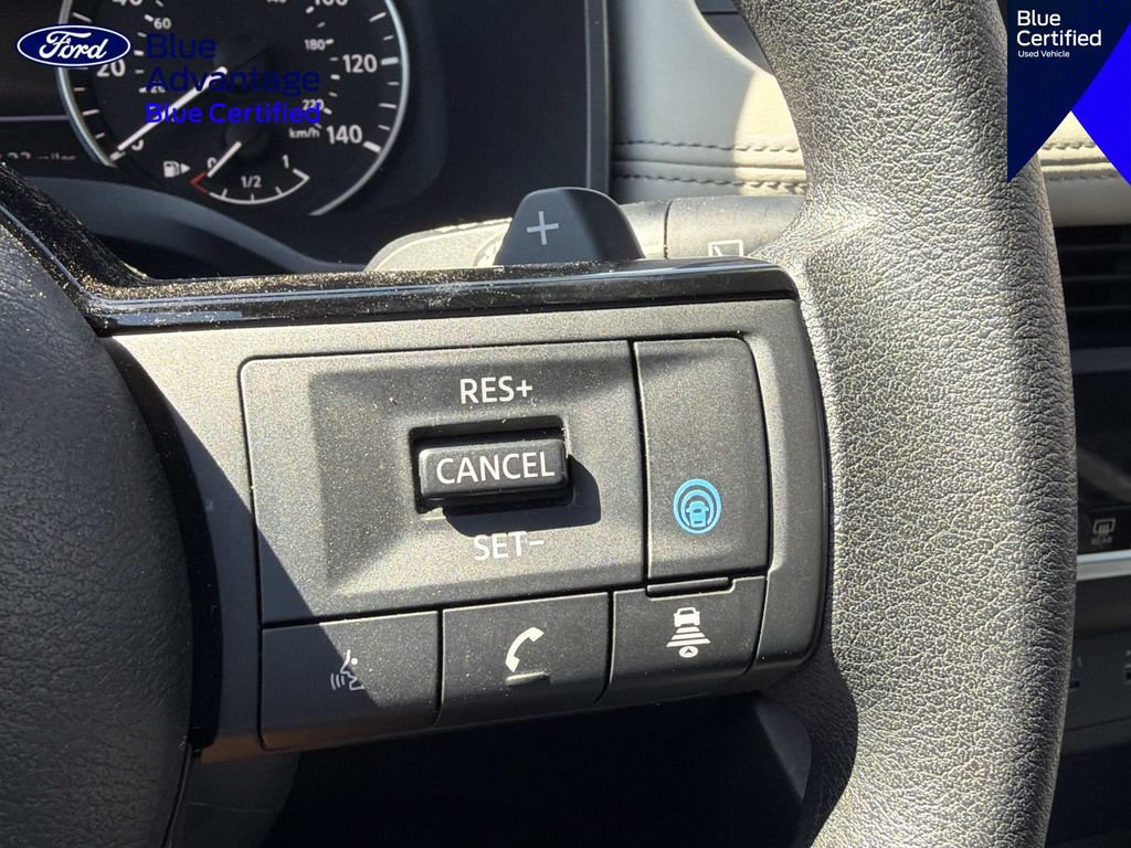 Used 2023 Nissan Rogue SV FWD image 30