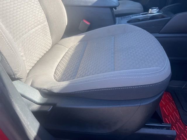 Certified 2022 Ford Escape SE w/ SE Sport Appearance Package FWD image 8