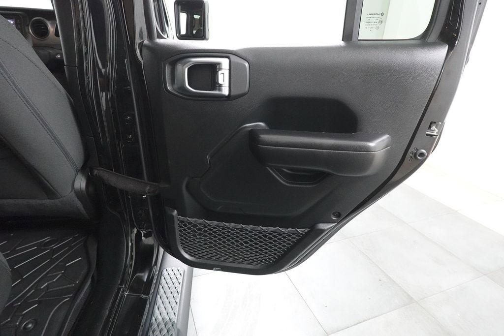 Used 2020 Jeep Gladiator Sport w/ Quick Order Package 24S AWD/4WD image 28