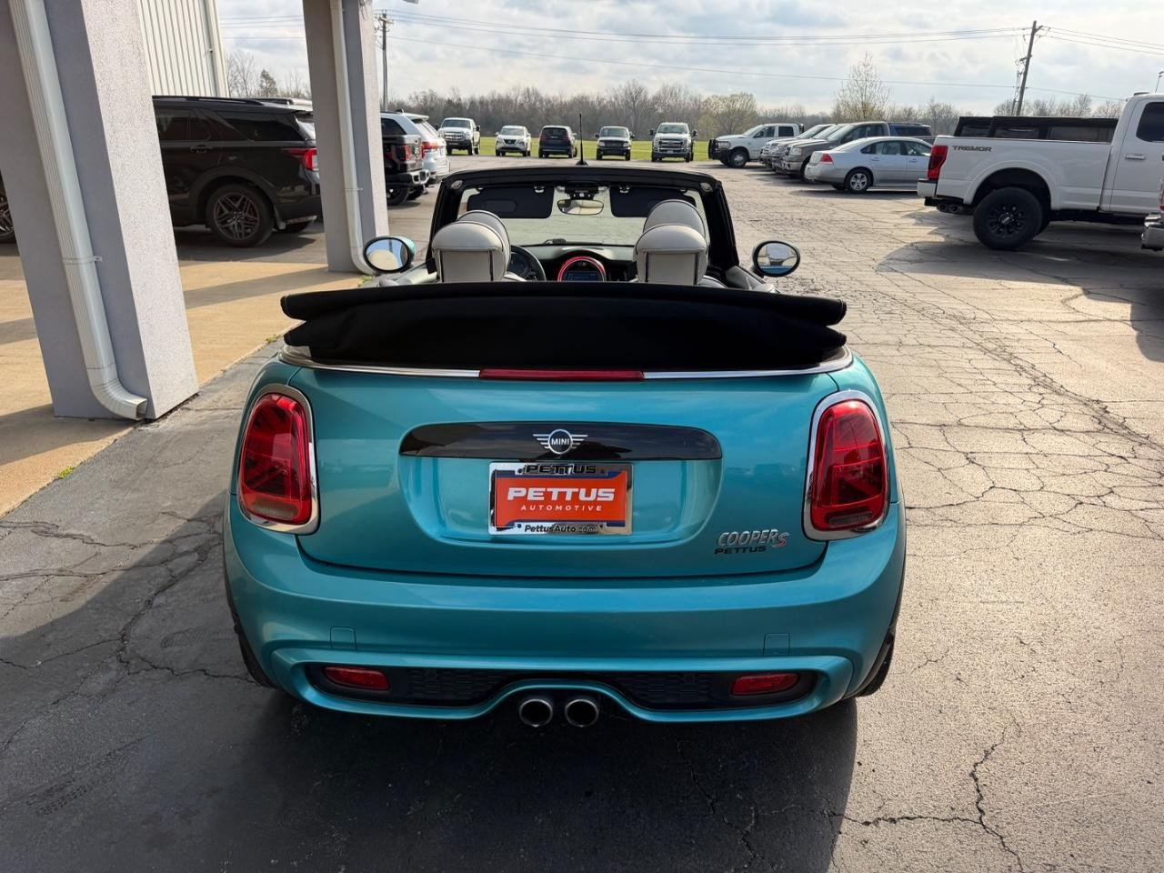 Used 2021 MINI Cooper S w/ Signature Upholstery Package FWD image 19