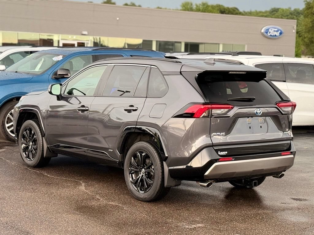 Used 2024 Toyota RAV4 SE w/ Weather Package AWD/4WD image 34