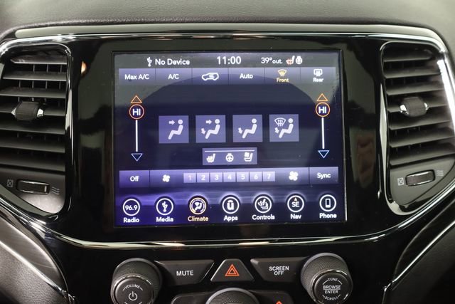 Used 2019 Jeep Grand Cherokee Limited w/ Luxury Group II image 49