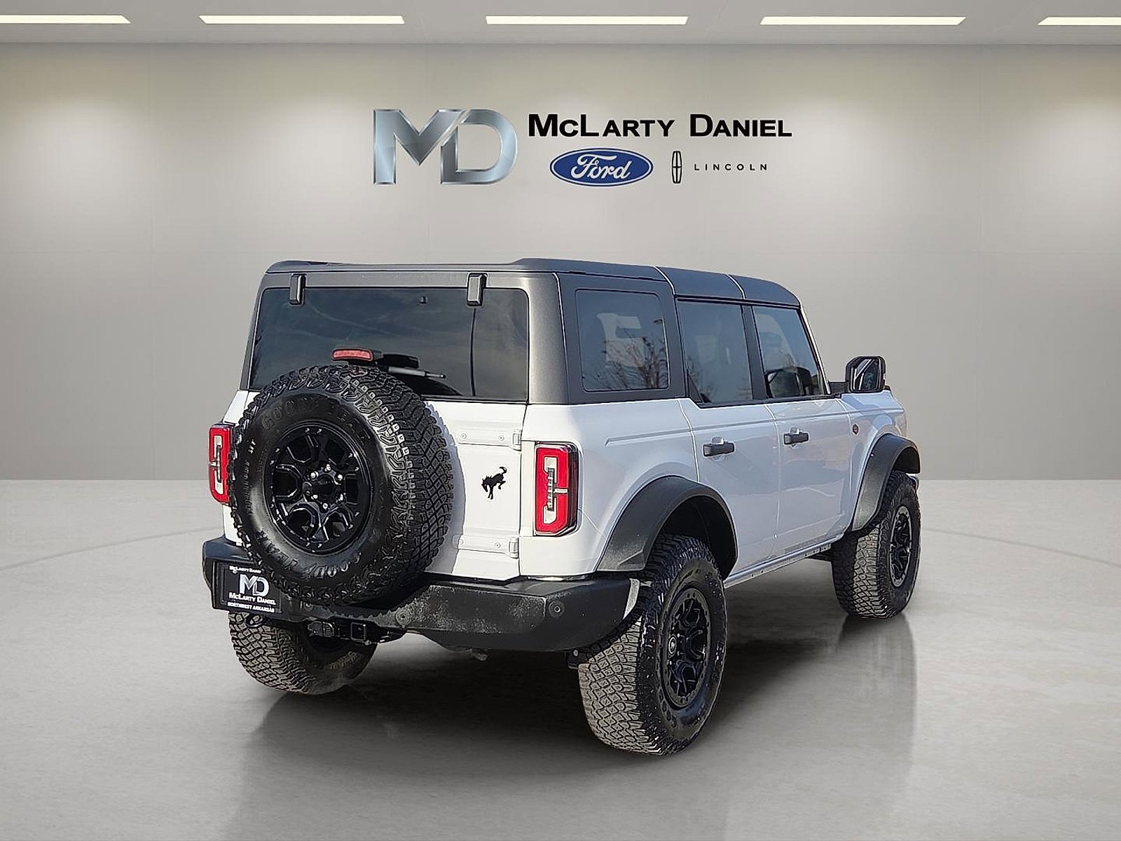 Certified 2023 Ford Bronco Wildtrak image 5